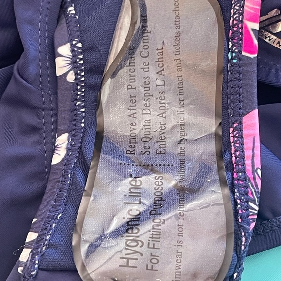 New ZeroXposur Double Strap Swimsuit with Skirt in Regular size 16.5 - Picture 15 of 16